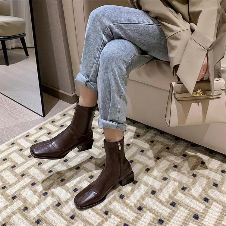 Brown square-headed small short boots for women in the spring and autumn of 2025, new French thick-heeled medium-heeled single boots, elastic