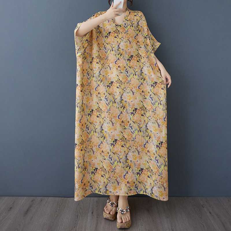 Women's Vintage Long Dress with Cotton and Linen Patterns