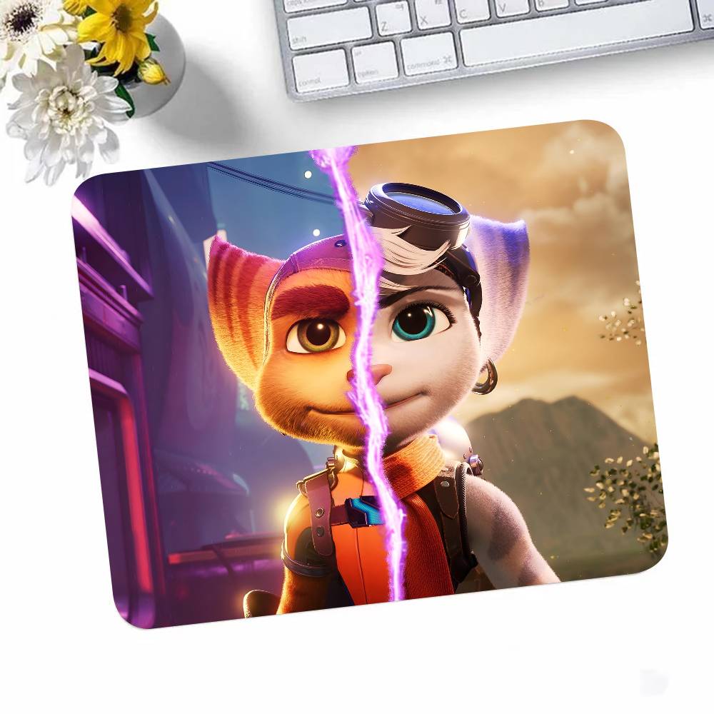 Ratchet And Clank Rift Apart Game Mousepad Small LockEdge Mouse Pad For Gamers Computer Desk Pad Rectangular Anti-slip Rubber