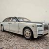 1:18 Rolls-Royce Phantom Modellauto Sternenhimmel Dach Schiebedach Zinklegierung Rückziehspielzeug Druckgussauto mit Ton und Licht Realistische Sammlung Ornamente