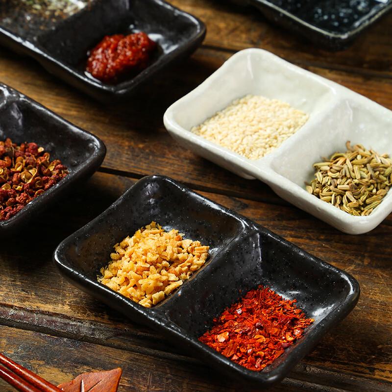 Japanese Style Ceramic Two-Compartment Sauce Dish Set