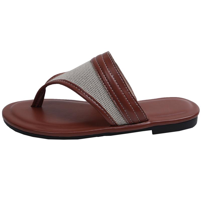 Fashion Luxury Women's Shoes 2025 New Flat Flip Flops Women Lightweight Clip Toe Soft Sole Slippers Woman Summer Non Slip Beach Sandals