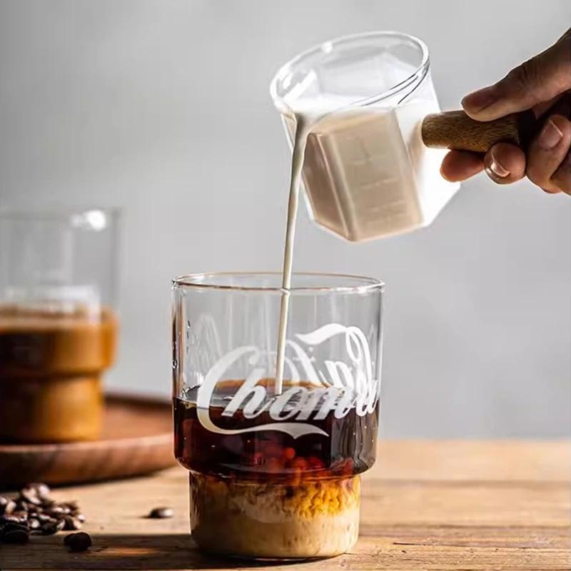 Glass Coffee Measuring Cup Coffee Extraction Small Milk Cup Wooden Handle Mug Measuring Cup Graduated Milk Jar Kitchen Supplies