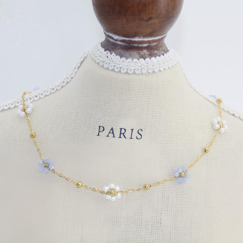 Elegant 18K Gold Beaded Necklace & Flower Bracelet in Titanium Steel