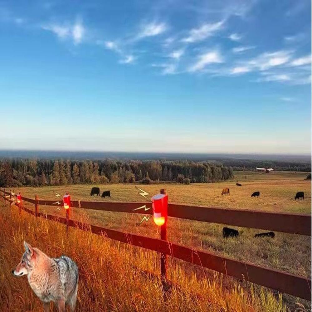 Solar Strobe Siren Alarm Light Outdoor Solar Siren Security Light for Farm Yard