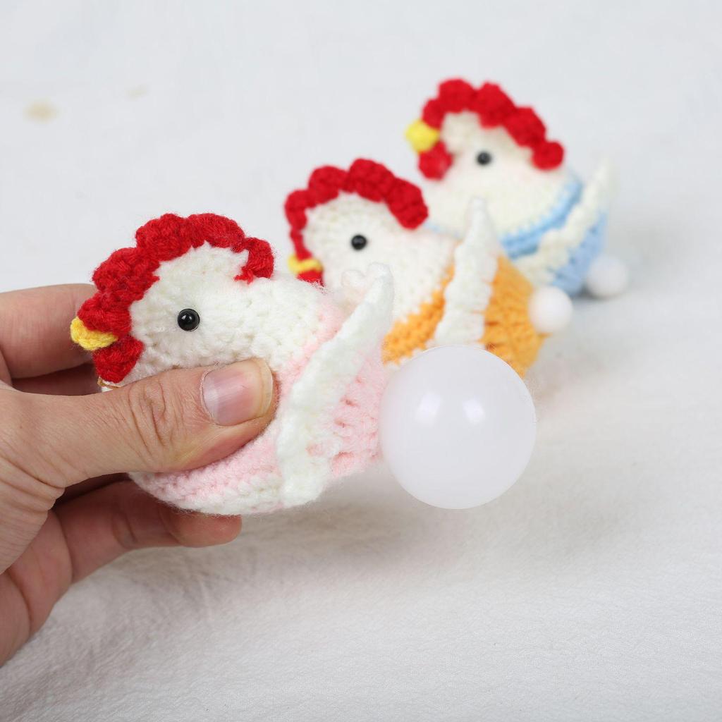 Handmade Woolen Chicken Keychain Pendant – Cute Ornament
