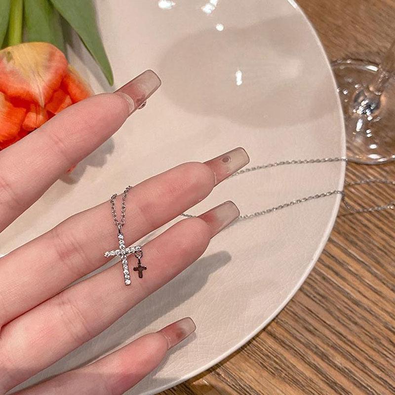 IF ME 1PCS Fashion Light Luxury Cross Pendant Necklaces for Women Gold Silver Color Clavicle Chain Necklace Jewelry