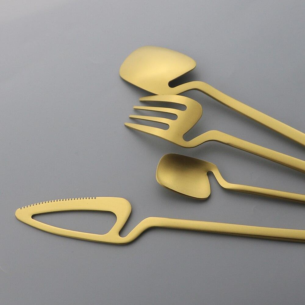 24Pcs Dinnerware Set 304 Stainless Steel Knife Fork Coffee Spoon Wedding Party Travel Home Luxury Silverware Cutlery Set With Silver Gift Box