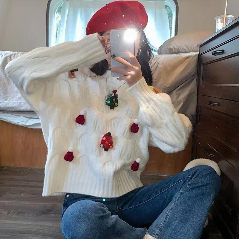 Red Christmas Themed Sweater Women's Long Sleeved Threaded Pullover Loose Casual Women's Chic Top Clothing