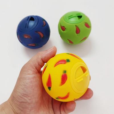 Practical Bite Resistant Rabbit Treat Ball Interactive PVC Cat Leaking Ball Rabbit Tumbler Ball Chinchilla