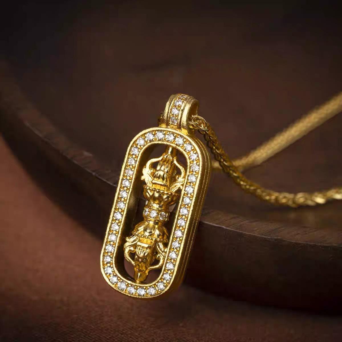 Medieval Vintage Wei Xue Same Cross Diamond Pestle Necklace Retro Diamond-Encrusted High-End Sense Stacked Pendant Accessories