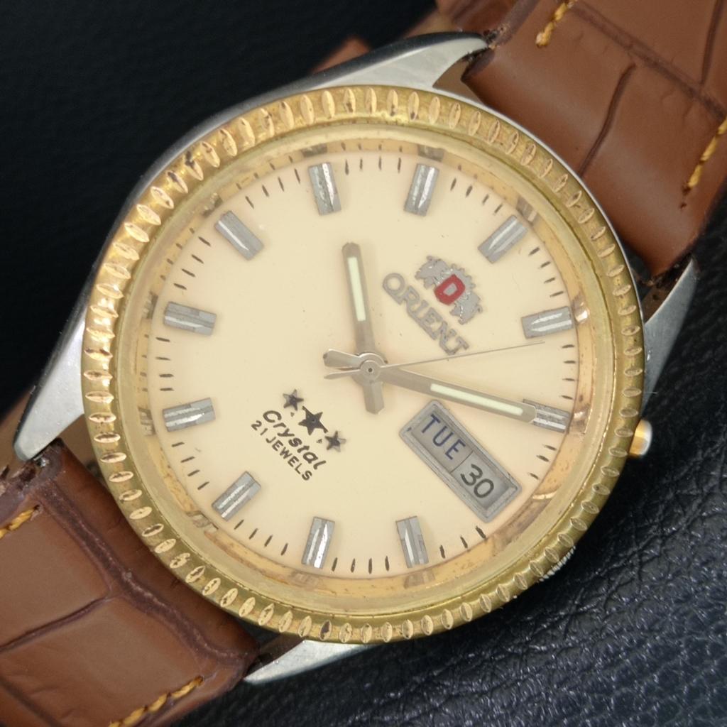 ORIENT CRYSTAL AUTOMATIC 46941 JAPAN МУЖСКИЕ ВИНТАЖНЫЕ ЧАСЫ С КРЕМОВЫМ ЦИФЕРБЛАТОМ a703414-1 beige