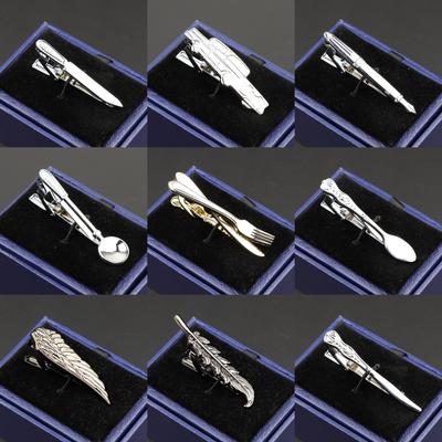 High-end Herre Metal Slipsnål Kniv Gaffel Bordservice Haj Blad Vinge Bilform Krystal Lås Til Dansebar Forretning Bryllupsgave
