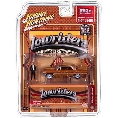 Special Johnny Lightning 1963 Chevrolet Impala Lowrider Gold Lowrider Enthusiast Figure Included [Mijo Order] 1/64