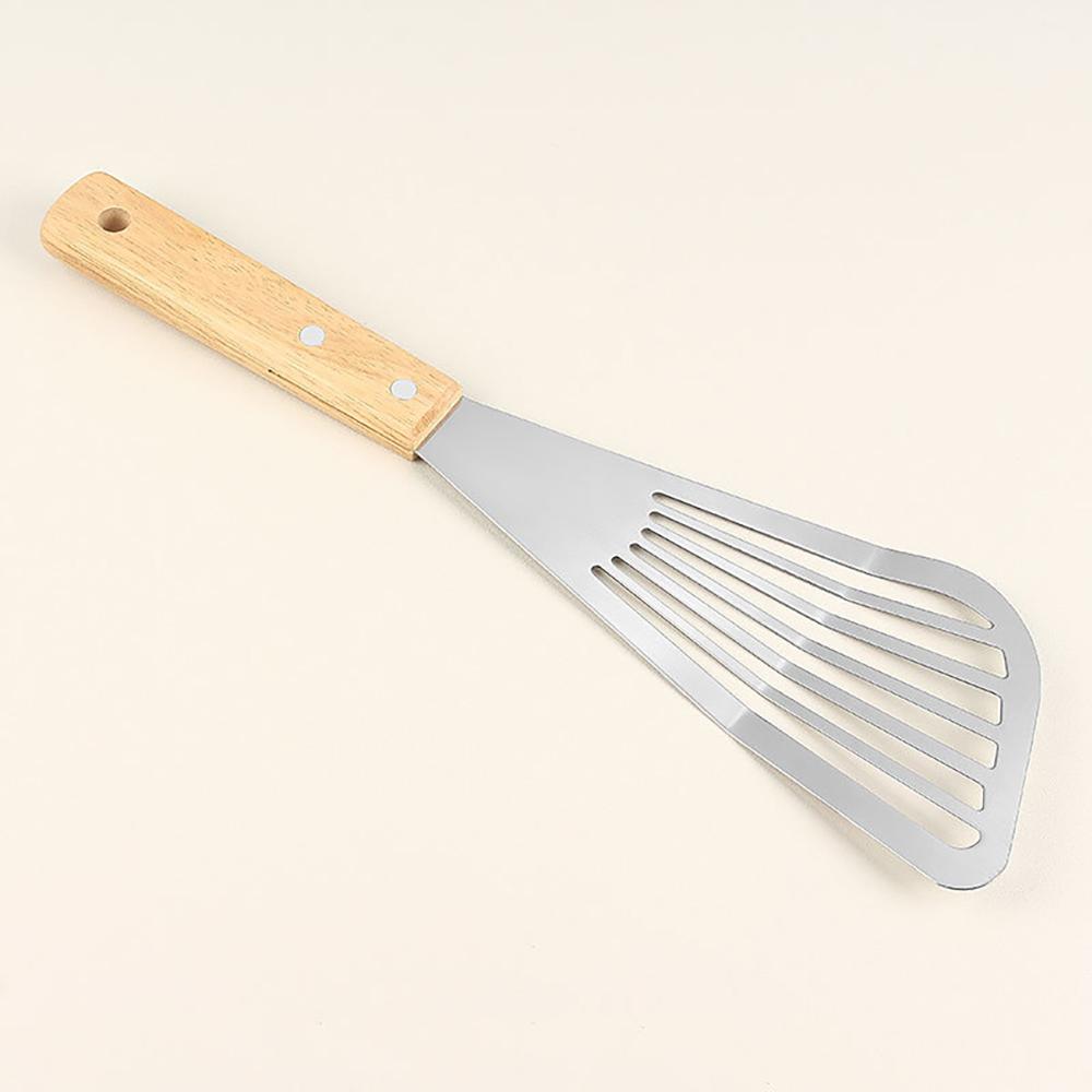 Durable Fish Turner Spatula Stainless Steel Lightweight Frying Shovel Wooden Handle Sloped Head for Flipping Foods Kitchen Tool