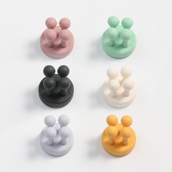 Sticky Hook No Punch with Four-Claw Design Hook Silicone Soft Claw Mold-Free Adhesive Hook for Bathroom And Desktop