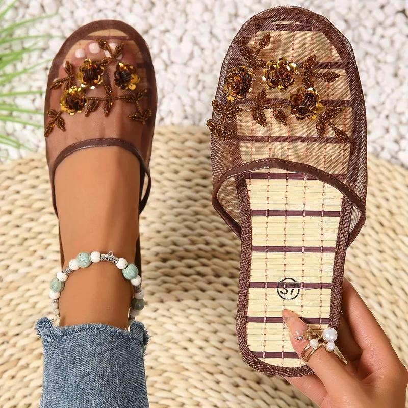 Fashion 2025 Summer Mesh Women's String Bead Floral Round Toe Slippers Retro Flats for Casual Daily Wear Outdoor Use Covered Toe Sandals