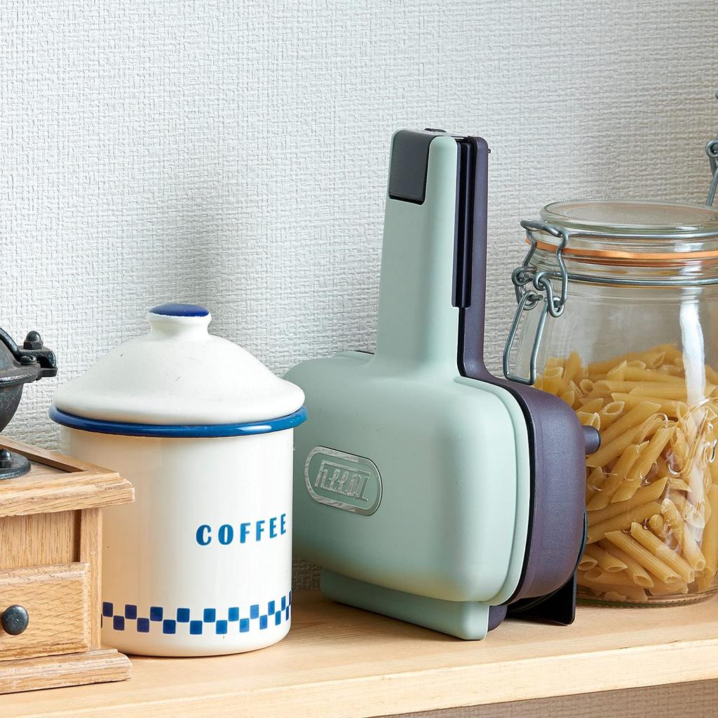 Half Hot Sandwich Maker Baked In One Baked To the Living Alone [Toffy] K-HS3 (Pale Aqua) Piece, Single-serve Size, Brim, Easy, Retro, Cute, Breakfast,