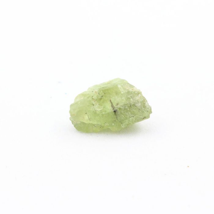 Pierres et Minéraux. Peridot.2.305 ct. Almklovdalen, Vanylven, Norvège.