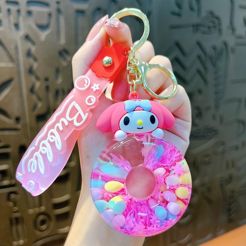 Exquisite Quicksand Panda Keychain: Cartoon Oil-Filled Doll Bag Pendant and Car Accessory