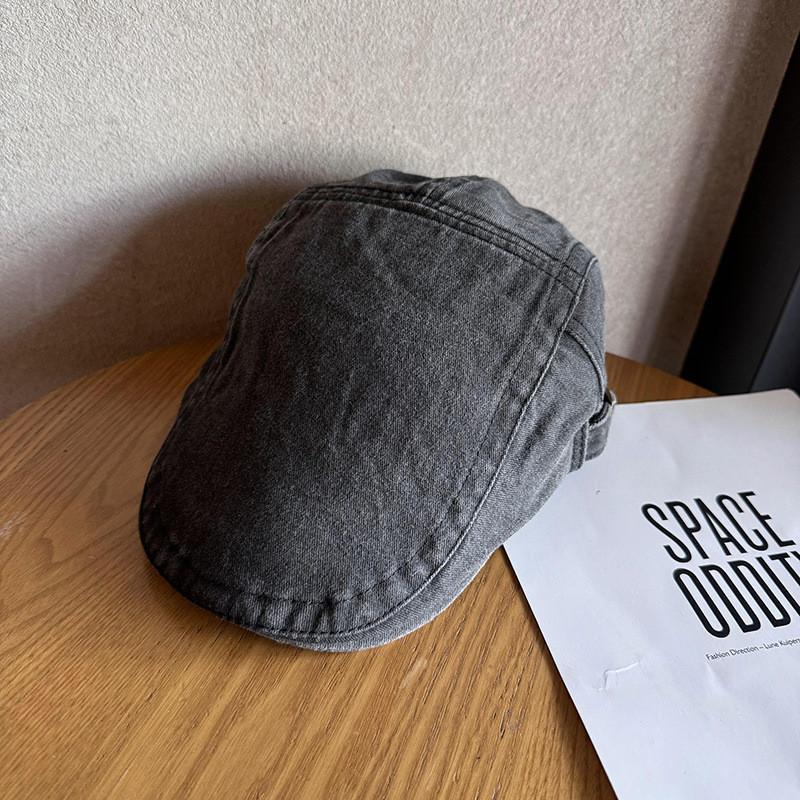 Waterwashed Cotton Retro Beret Hat With Breathable And Sunshade Features For Men And Women