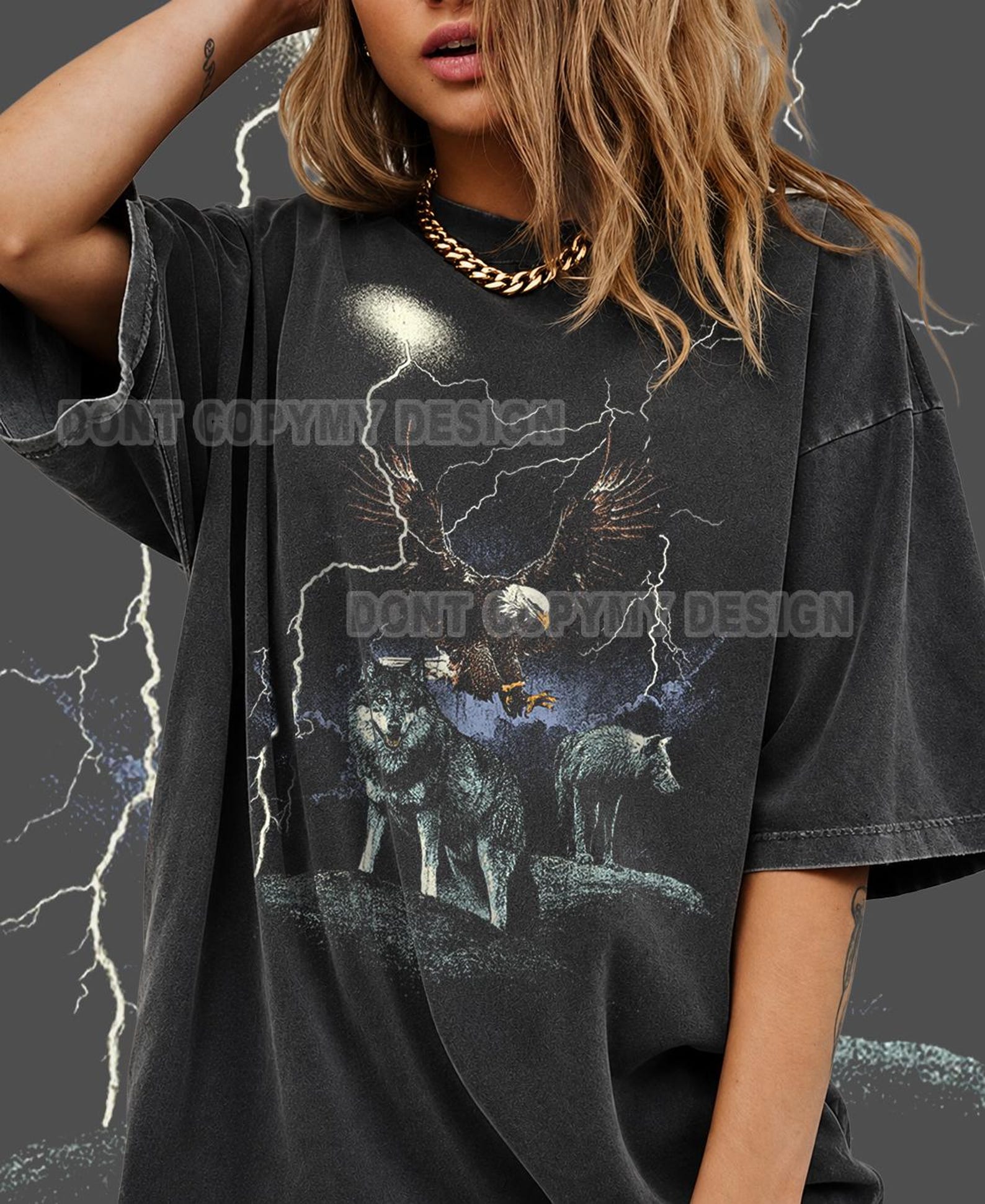 Moonlit Wolf Pack Shirt, Wildlife Forest Graphic Tee, Vintage Nature Wolf Shirt, Night Forest Animal Tee M