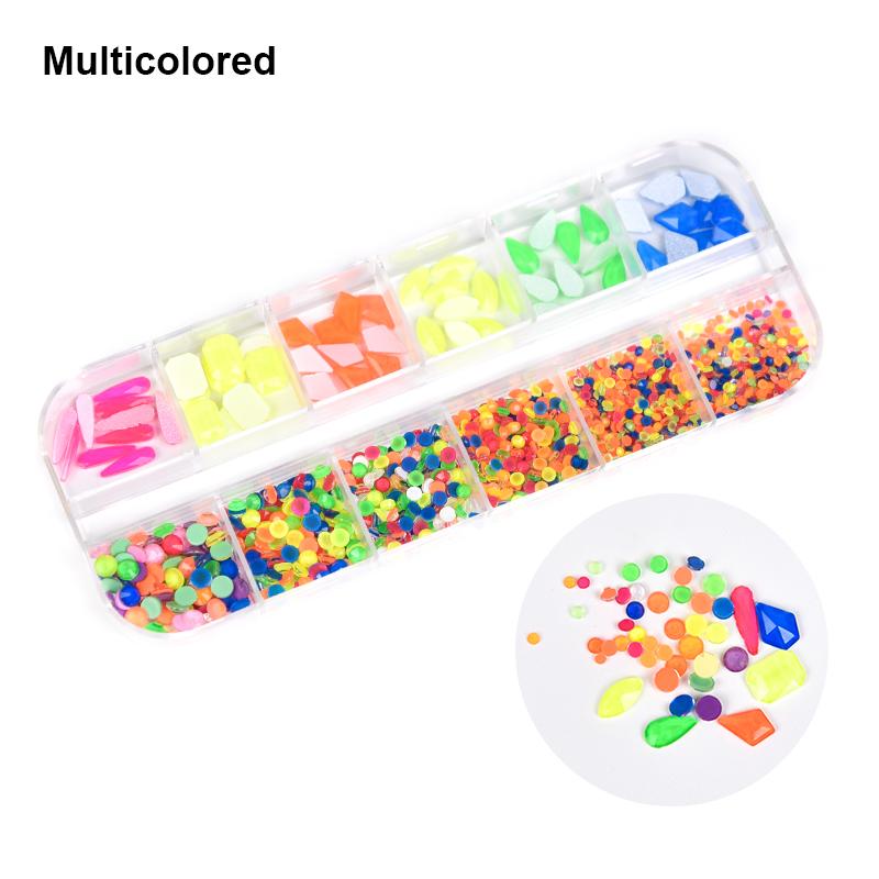 1500Pcs/box Nail Art Rhinestones 12 Grids Flatback Round Crystal Diamond Nail Gems Nail Art Decorations Manicure Accessories