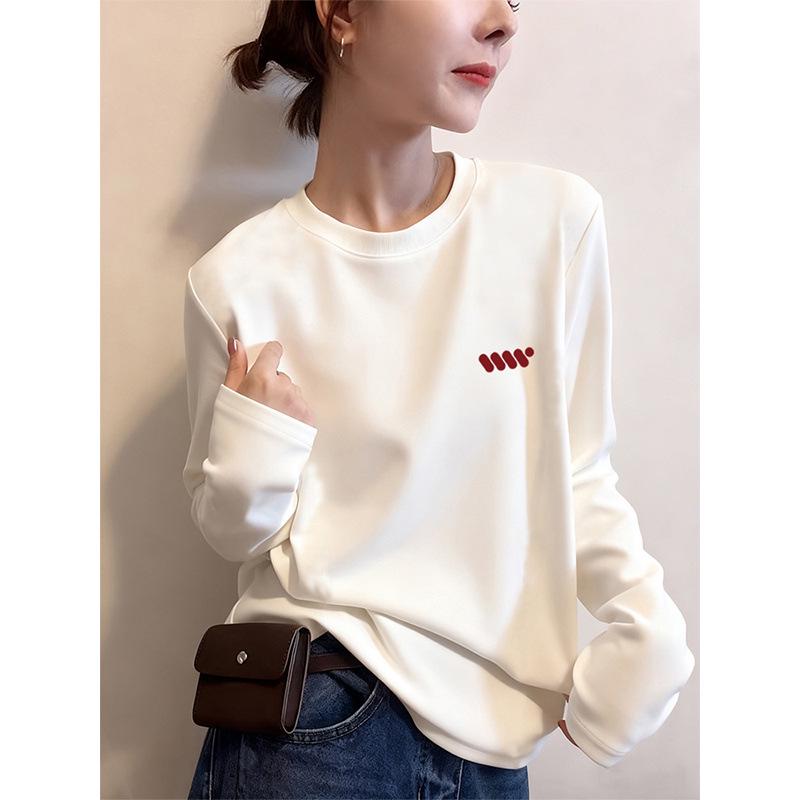 Korean Style Round Neck Ribbed Long Sleeve Women's T-Shirt - Age-Reducing Spring/Autumn Fashion 2026