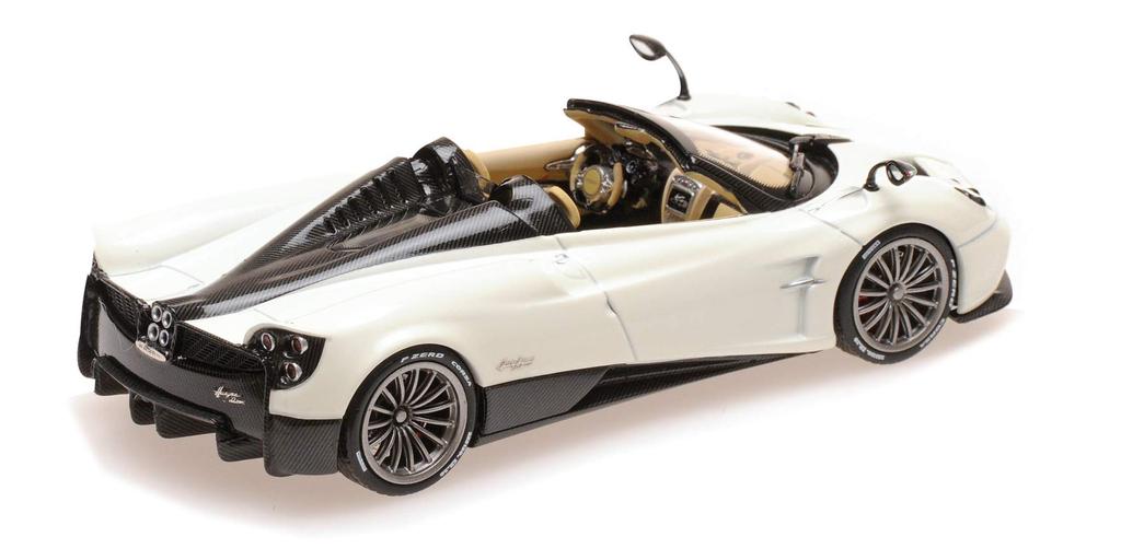 ALMOST REAL Pagani Huayra Roadster 2017 White 1/43 (Finished Model)