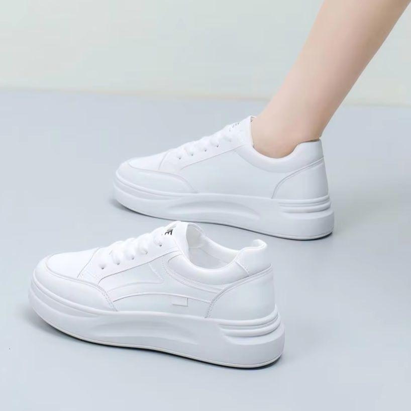 Women Classic Platform White Sneakers Lightweight Non Slip Comfort Casual Walking Trainers Daily Fashion Shoes