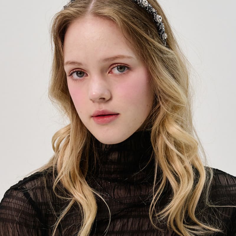 SORRY TOO MUCH LOVE Snow Flower Jewel Hairband_Black