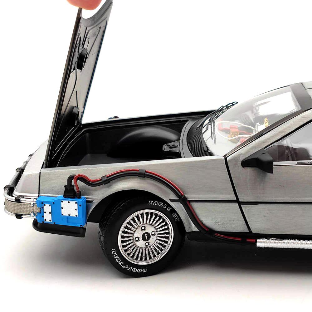 HW 1/18 Scale for Elite Back To The Future Time Machine Ultimate Edition BCJ97 Diecast Models Car Collectible Gift