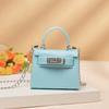 Guangzhou women's bag new trend fashion jelly bag hand candy shoulder messenger women's bag