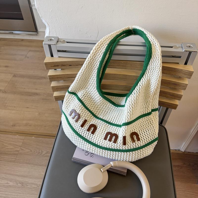 

Large capacity hollow knitted woven bag women s summer new versatile shoulder bag commuter dumpling bag зелёный