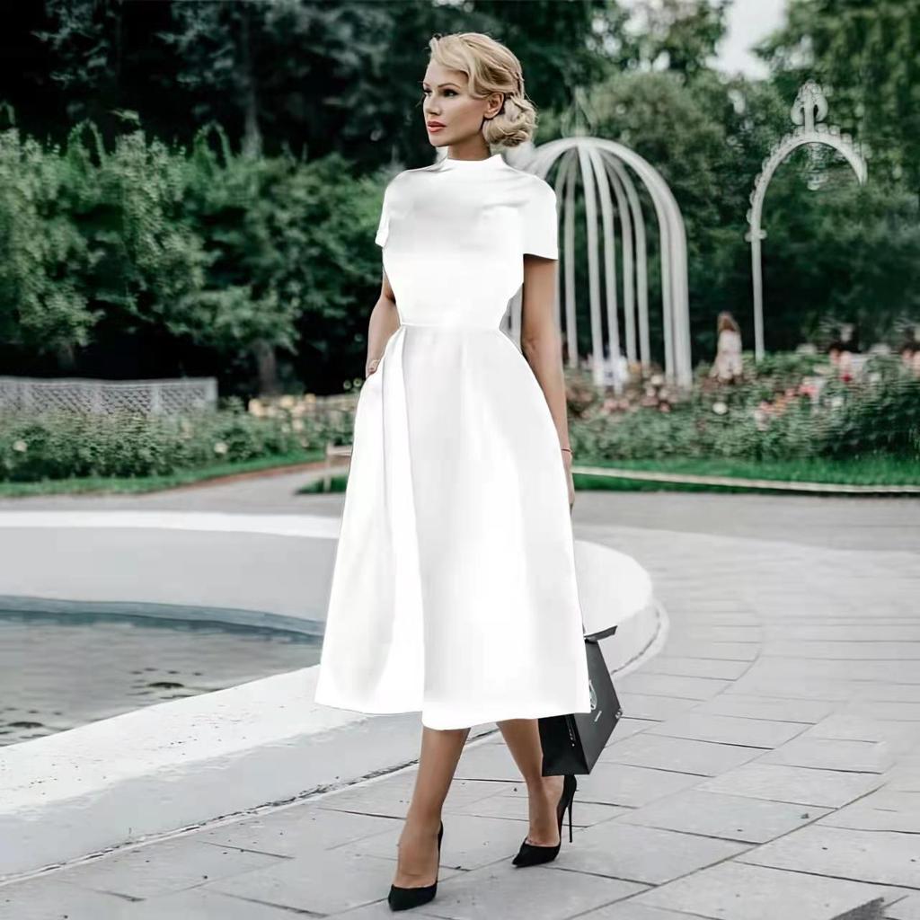 Women's Elegance: Round Neck Short Sleeve Slimming Party Dress