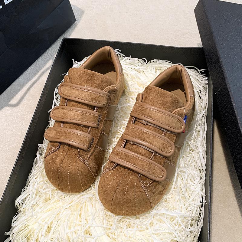 2025 new autumn kapibara platform heightening German training shoes women's casual fashion single shoes comfortable versatile trendy shoes