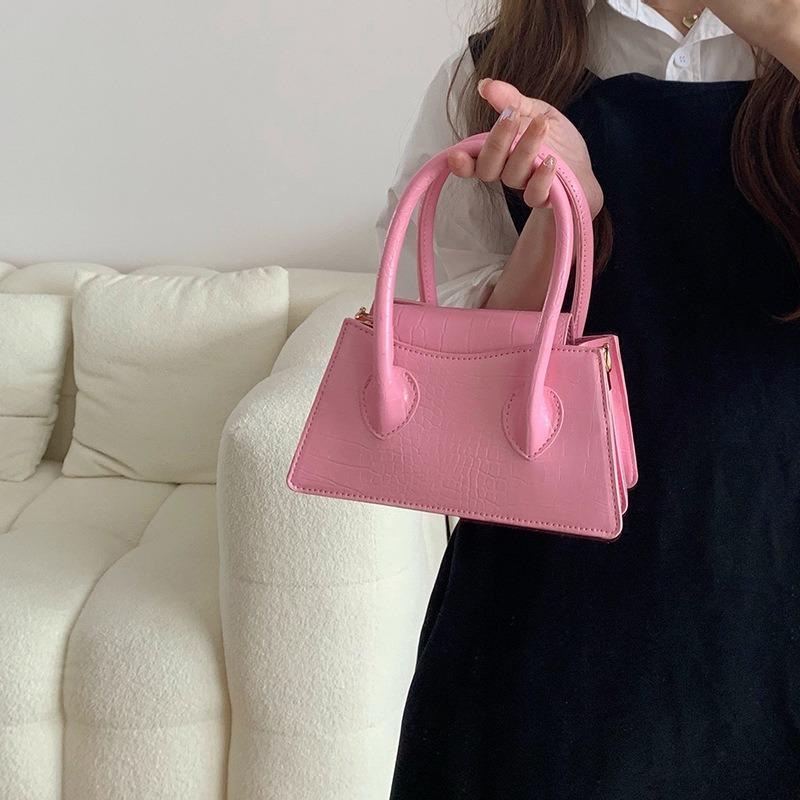 Niche design women's bag pink small square bag new texture portable small bag simple messenger bag tide