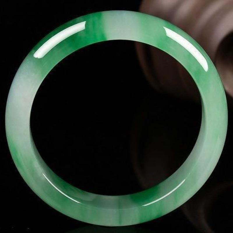 Jade Green Floating Flower Bracelet: Light Green Ice Jade Women's Accessory.