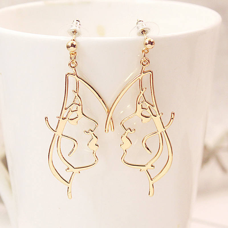Punk Human Face Drop Earrings For Women Retro Abstract Hollow Out Statement Hand Metal Fashion Dangle Earring Jewelry