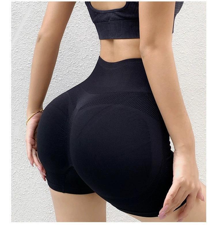 Women's High-Waist Seamless Honey Hip Fitness Yoga Shorts - Quick-Drying Three-Quarter Length