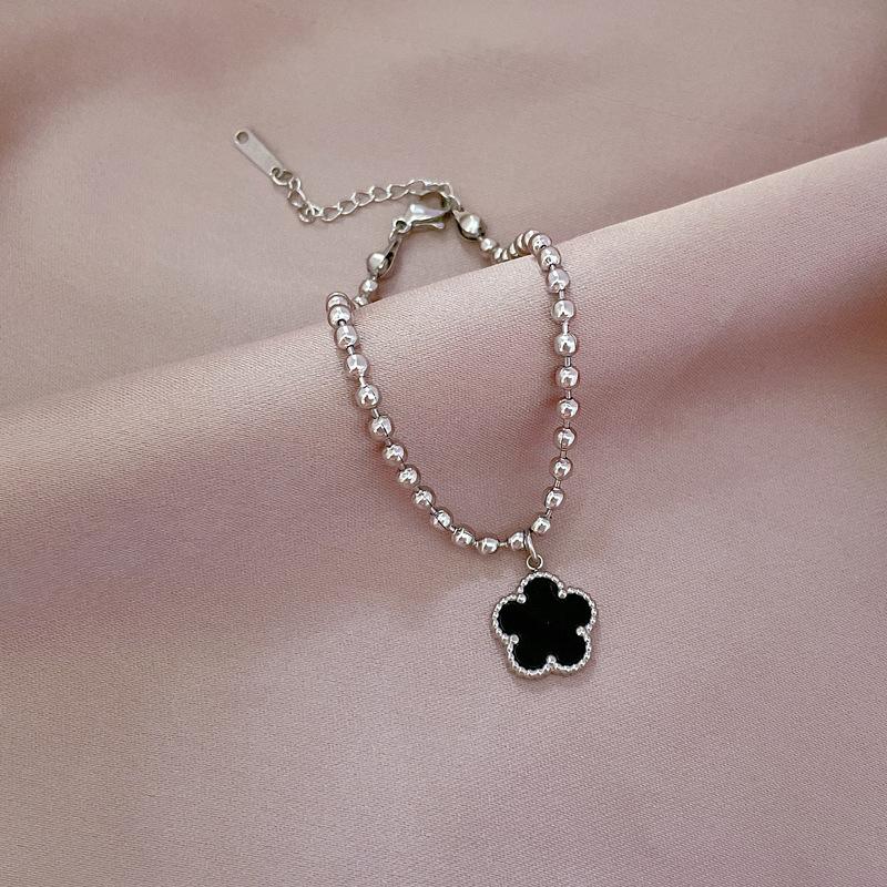 Dongmen Personality Temperament Mori Cold Wind Clover Round Bead Bracelet Female Retro