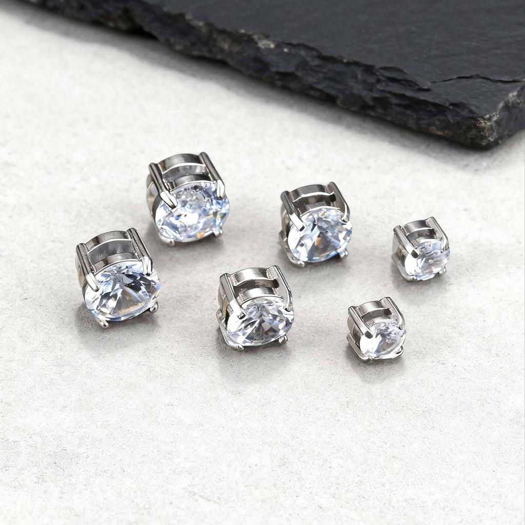 Hiphop Magnetic Ear Clip for Men Women,Crystal Zircon Metal Ear Clip,Non Perforated Ear Jewelry Gift