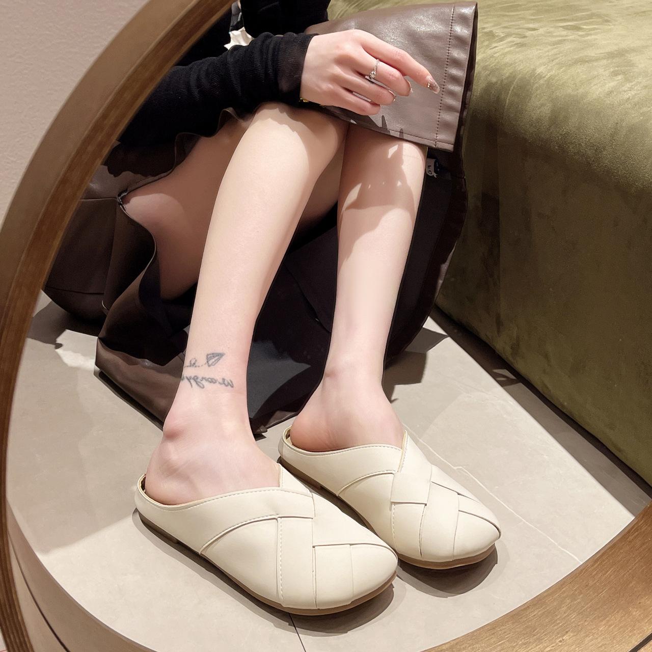 

Тапочки Baotou, женская летняя одежда 2025 года, новые модные повседневные туфли на плоской подошве с одной педалью, ленивые, классные тапочки Mori 35 бежевый