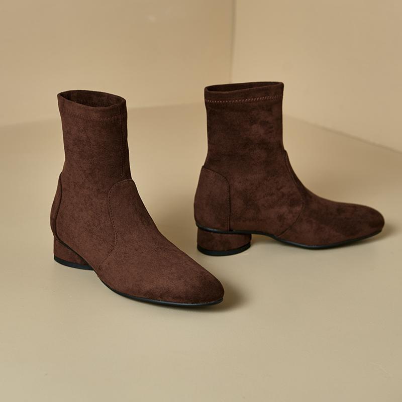 Women's Low-heeled Short Boots Autumn and Winter New Comfortable and Versatile Solid-color Thick-heeled Large-size Simple Short Boots