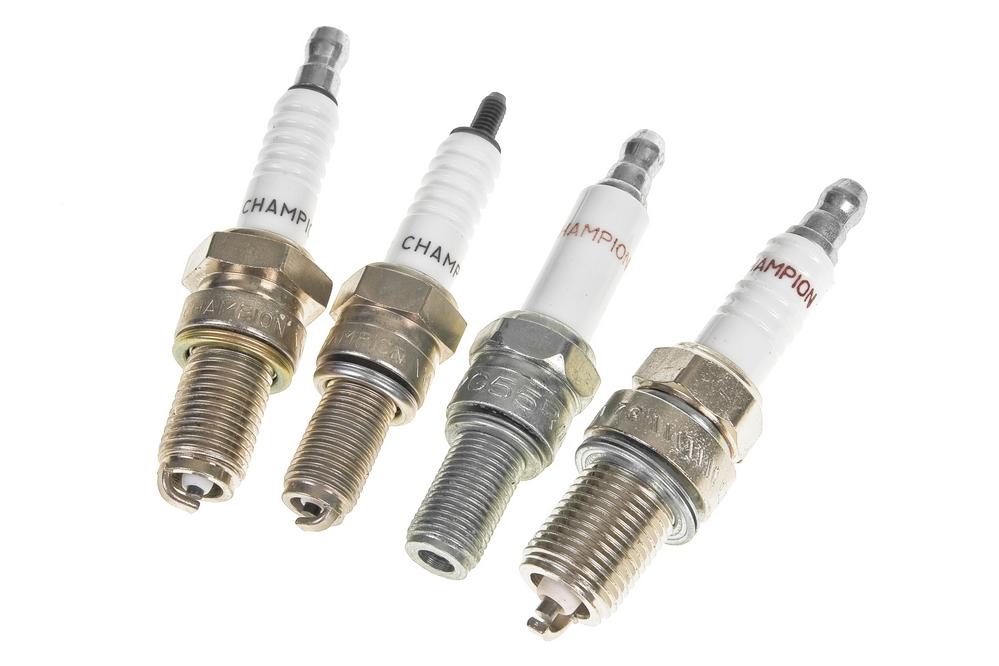 Champion N11YCC / BP5ES Spark Plug