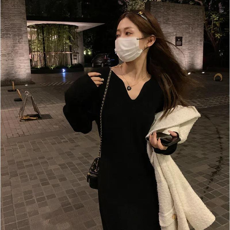 White Women's Dresses Autumn Winter New V-neck French Style Dresses Vintage Elegant V-neck All-match Fashion Knitted Dress