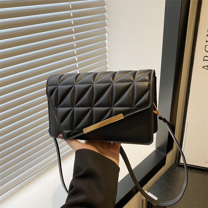 Premium Solid Color Small Square Bag Summer Popular Versatile Commuting Beautiful Shoulder Messenger Bag Women's Bag