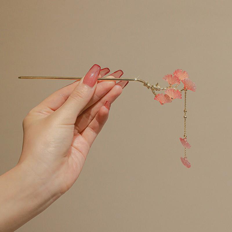 Four Seasons Chinese Tassel Hairpin: Ancient Style Hanfu with Fresh Pearl and Jiangnan Classical Cheongsam Hair Accessory