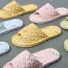 Sapatos unissex – Pantufas unissexo