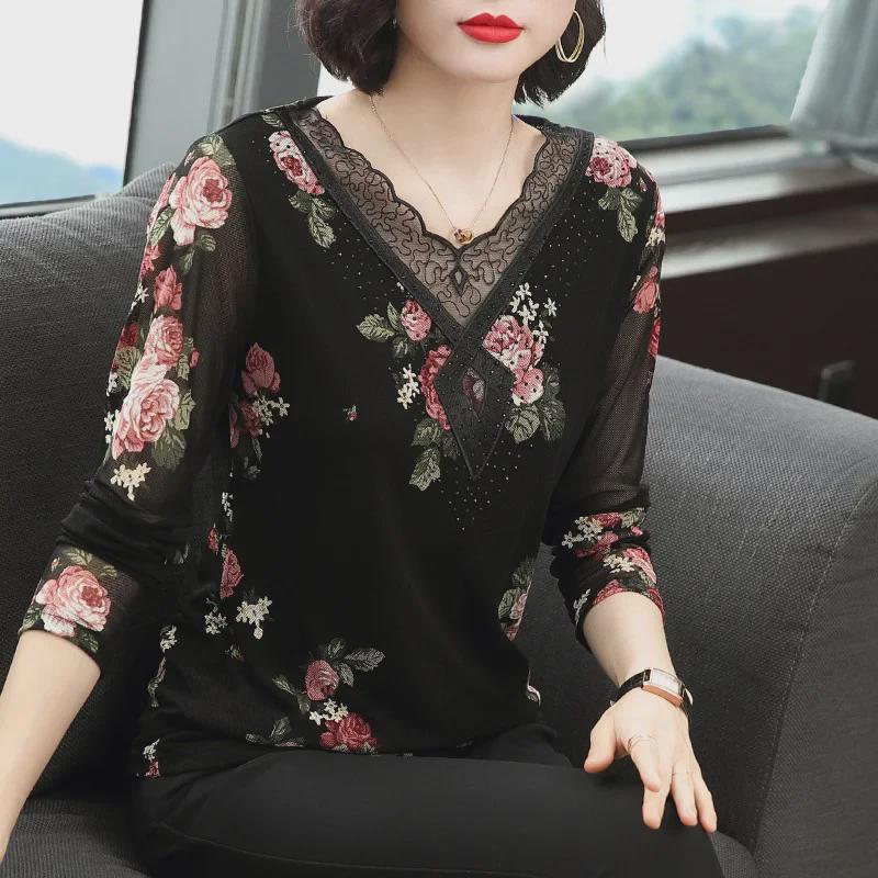 Autumn Black Long-Sleeve Printed Pullover: Mid-Length, Loose-Fit, Round-Neck T-Shirt